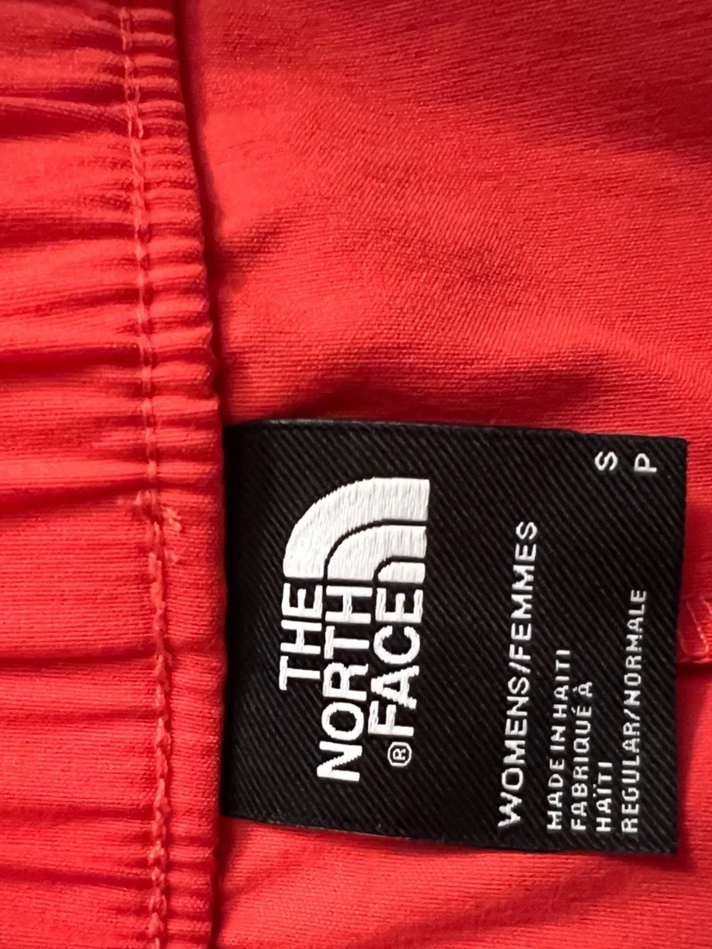 The North Face Women’s Red Orange Lightweight Active Shorts Size S